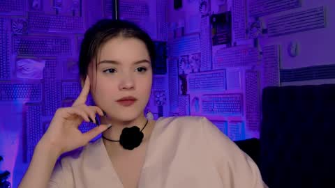 Snapshot of evathopson chatting on 1, 2, 2025 Eva next stream - - 1600 UTC2000 online show from 1, 2, 2025