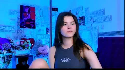 Snapshot of evathopson chatting on 6, 3, 2025 Eva next stream - - 1600 UTC2000 online show from 6, 3, 2025