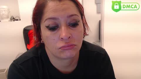 Eva Twiss online show from 10, 10, 2025