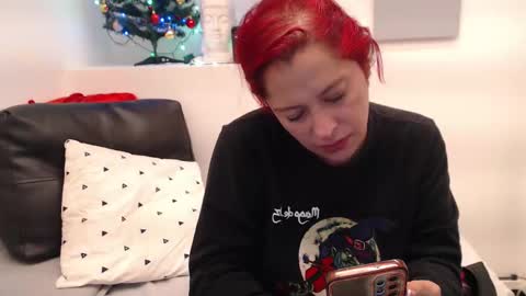 Eva Twiss online show from 22, 12, 2025