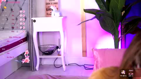 Carolina online show from 6, 10, 2025