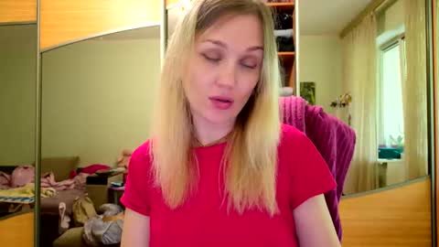 Snapshot of evaxangelova chatting on 15, 5, 2026 EvaXAngelova online show from 15, 5, 2026