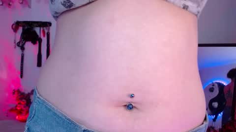 Eve Blue  friends. IG eve blue77 TW EveBlue 1 OF eveblue7 online show from 10, 11, 2025