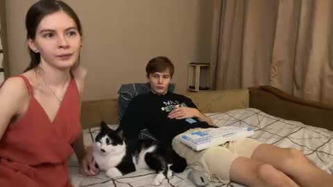 Snapshot of eveandrobert chatting on 2, 8, 2026 EveRobert online show from 2, 8, 2026