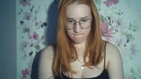 Snapshot of eveliina_shy chatting on 10, 6, 2026 Evelina online show from 10, 6, 2026