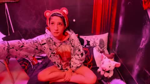 Snapshot of evelin_hellsing chatting on 28, 5, 2026 Evelin Hellsing online show from 28, 5, 2026