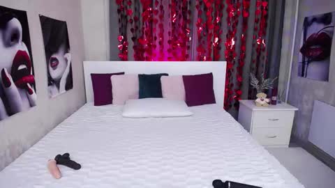 Evelin online show from 7, 2, 2026