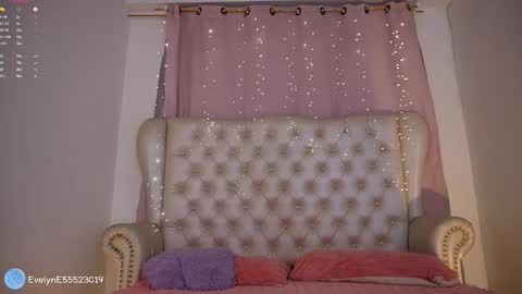 Snapshot of evelyn_evelyn chatting on 28, 2, 2026 evelyn evelyn online show from 28, 2, 2026