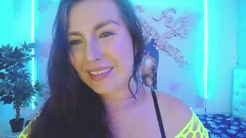 Snapshot of evelyn_mature19 chatting on 24, 2, 2025 Juliana online show from 24, 2, 2025