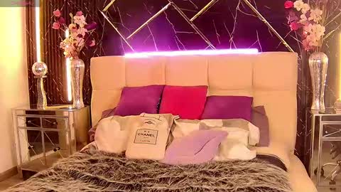 EvelynaGrey online show from 16, 4, 2026