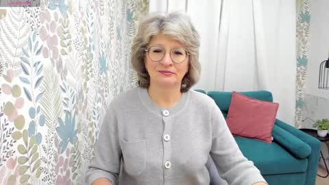 Evelyn online show from 9, 12, 2024