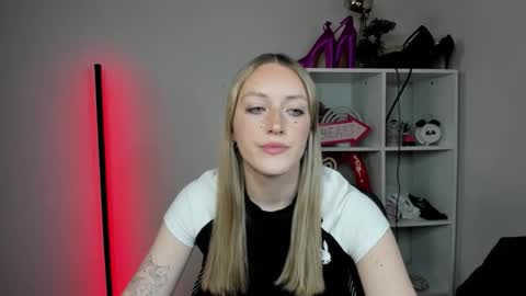 evelynblond online show from 21, 4, 2026
