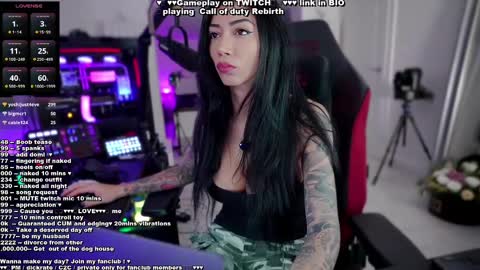 Evelyne online show from 22, 2, 2025