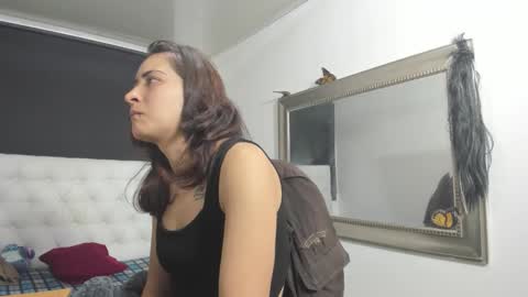 Evelyne online show from 9, 10, 2025