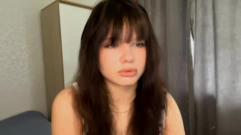 Snapshot of evelynhudson chatting on 4, 6, 2026 Evelyn Velvet online show from 4, 6, 2026