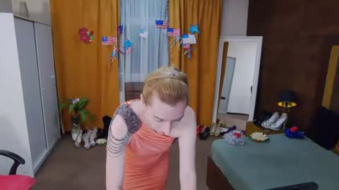 Snapshot of evelynreagan chatting on 3, 8, 2026 evelynreagan online show from 3, 8, 2026