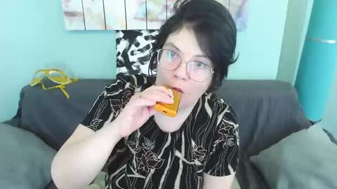 Everly online show from 7, 3, 2025