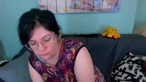 Snapshot of everly_rays chatting on 16, 5, 2026 Everly online show from 16, 5, 2026