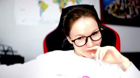 Goddes 1 online show from 10, 4, 2026