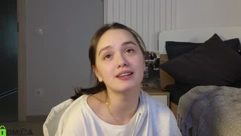 Snapshot of evi_woow chatting on 2, 2, 2025 evi_woow online show from 2, 2, 2025