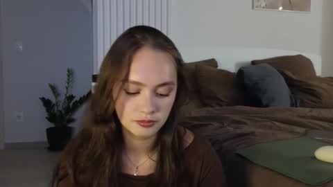 Snapshot of evi_woow chatting on 10, 9, 2025 evi_woow online show from 10, 9, 2025