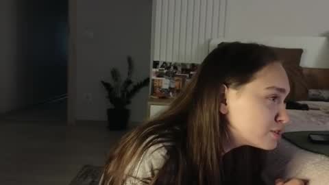Snapshot of evi_woow chatting on 18, 9, 2025 evi_woow online show from 18, 9, 2025