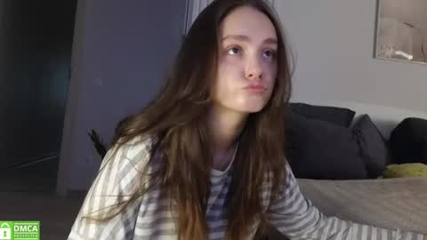 evi_woow online show from 2, 11, 2025