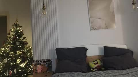 evi_woow online show from 13, 12, 2025