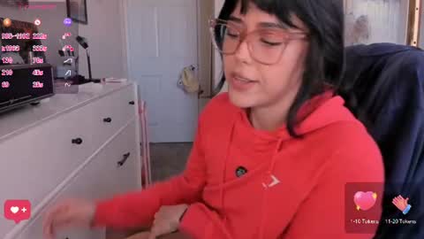 Evie Luna online show from 17, 6, 2026