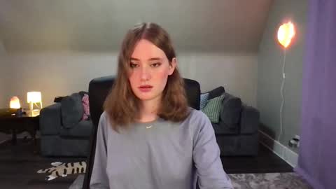 Snapshot of eviecam chatting on 6, 12, 2024 Evie3 online show from 6, 12, 2024