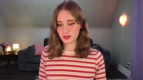 Snapshot of eviecam chatting on 23, 12, 2024 Evie3 online show from 23, 12, 2024