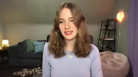 Snapshot of eviecam chatting on 13, 2, 2025 Evie3 online show from 13, 2, 2025