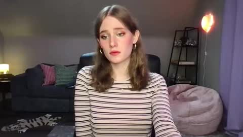 Snapshot of eviecam chatting on 21, 2, 2025 Evie3 online show from 21, 2, 2025