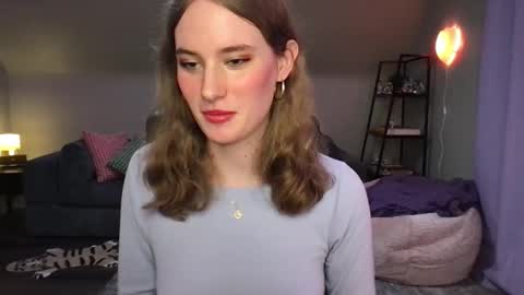 Snapshot of eviecam chatting on 25, 2, 2025 Evie3 online show from 25, 2, 2025