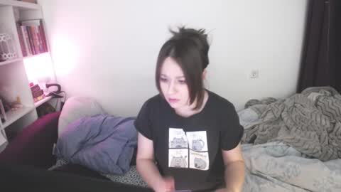 Im gonna be on in 2 hours online show from 8, 1, 2025