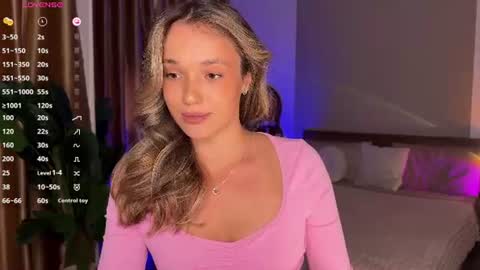 Snapshot of evielina chatting on 2, 7, 2026 evielina online show from 2, 7, 2026