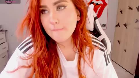 evva_foxxy online show from 15, 12, 2024