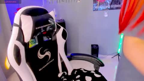 evva_foxxy online show from 10, 2, 2025