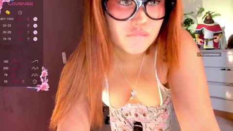 evva_foxxy online show from 12, 1, 2026