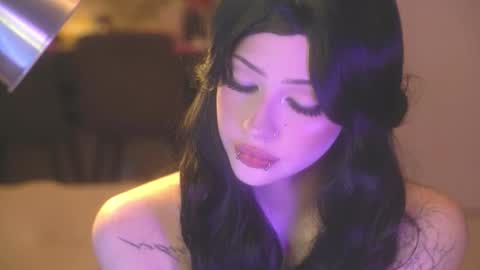 Alyson online show from 4, 11, 2025