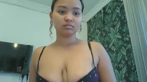 Snapshot of exclusivecourtney chatting on 3, 3, 2026 courtney online show from 3, 3, 2026