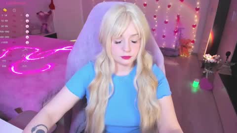 Snapshot of exhoneyangel chatting on 1, 3, 2025  Amy  online show from 1, 3, 2025