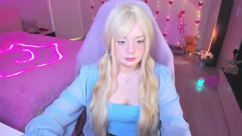 Snapshot of exhoneyangel chatting on 11, 3, 2025  Amy  online show from 11, 3, 2025