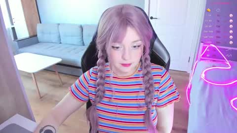 Snapshot of exhoneyangel chatting on 30, 9, 2025  Amy  online show from 30, 9, 2025