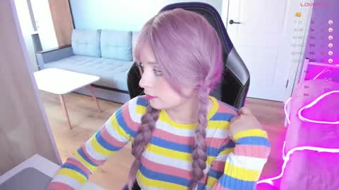 Snapshot of exhoneyangel chatting on 9, 10, 2025  Amy  online show from 9, 10, 2025