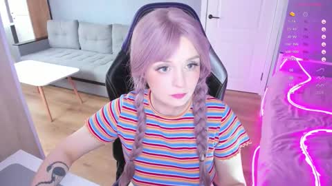 Snapshot of exhoneyangel chatting on 22, 10, 2025  Amy  online show from 22, 10, 2025