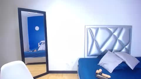 Snapshot of exotic_karmella chatting on 21, 11, 2025 exotic_karmella online show from 21, 11, 2025