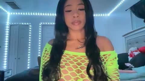 Snapshot of exotic_mariah chatting on 26, 1, 2025 Mariah online show from 26, 1, 2025