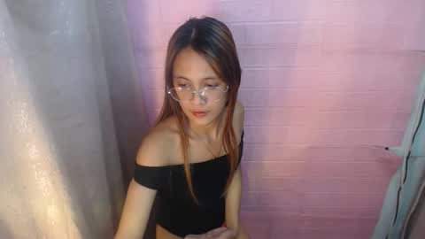 Snapshot of expenseve_kendy chatting on 7, 10, 2025 veronica online show from 7, 10, 2025