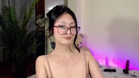Snapshot of expensive_candyx chatting on 9, 1, 2025 Candy  online show from 9, 1, 2025